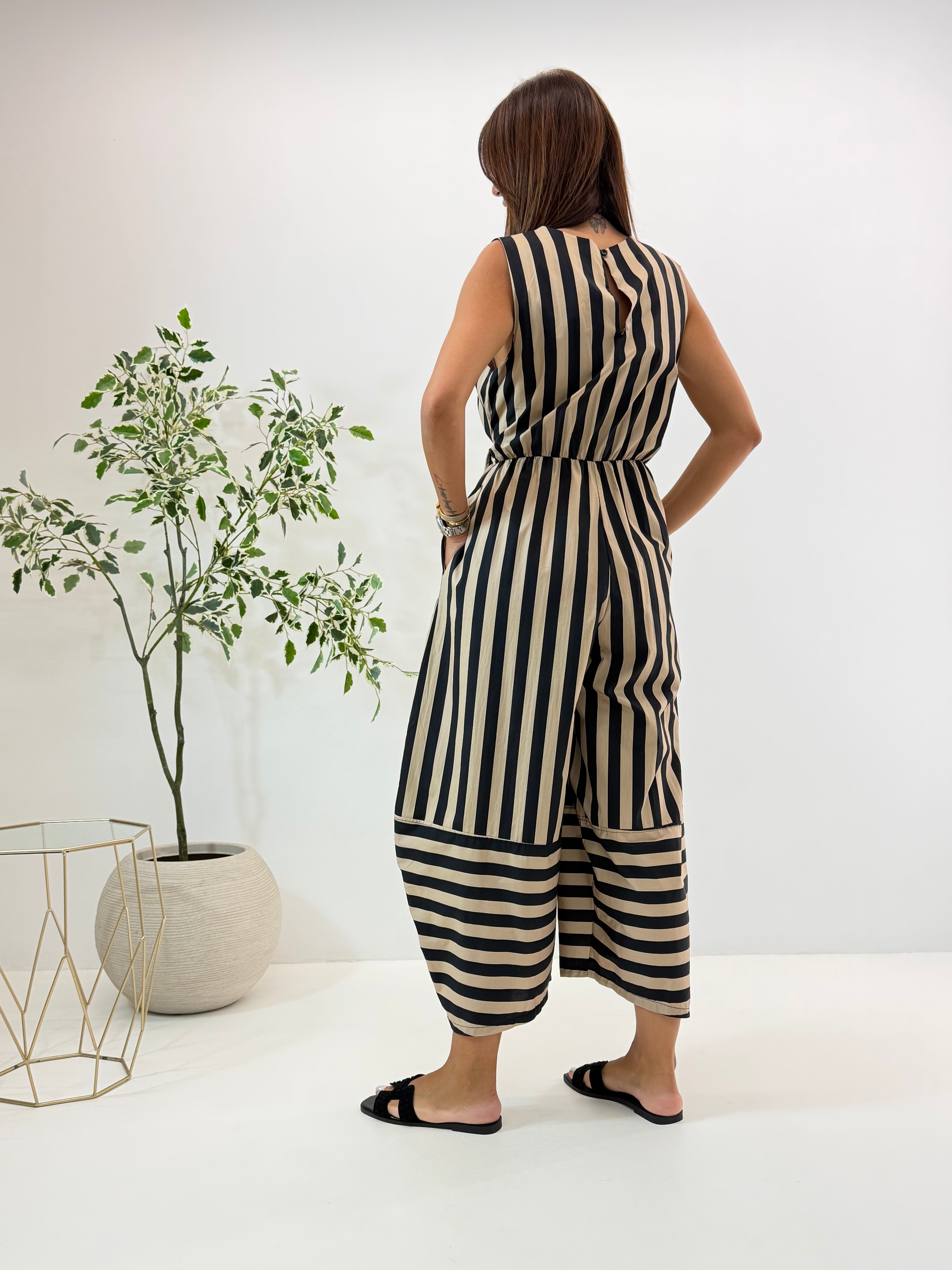 TUTINA MILA A RIGHE