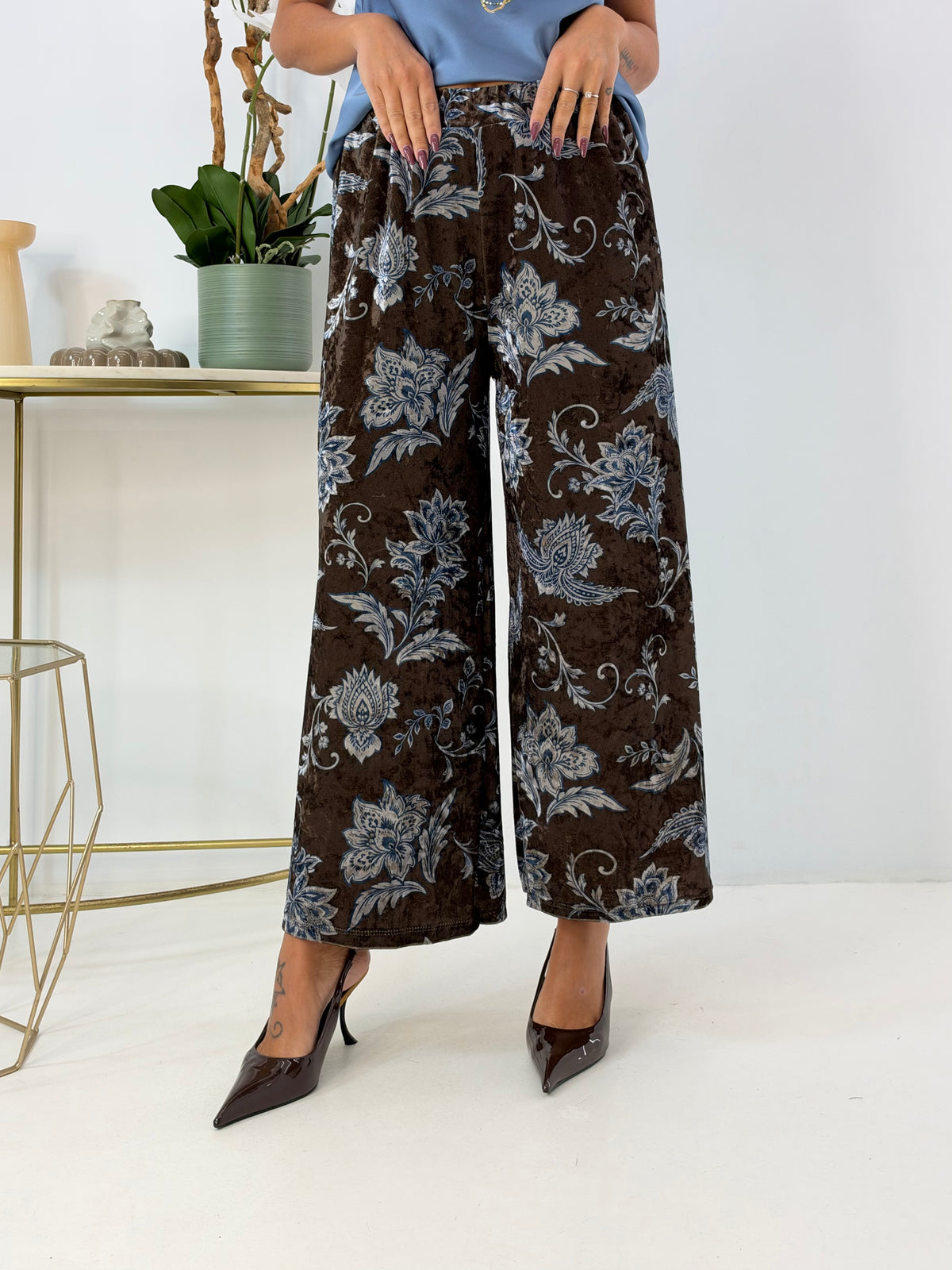 PANTALONE YASHIRA IN VELLUTO