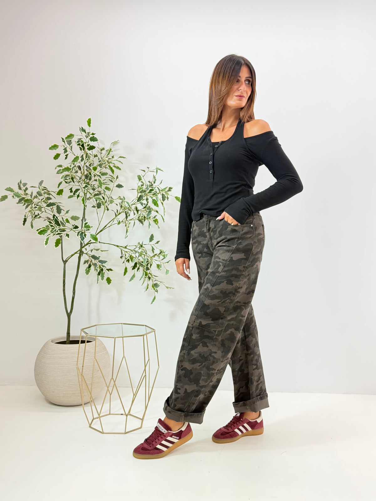 MAGLIETTA SIRIA NERA