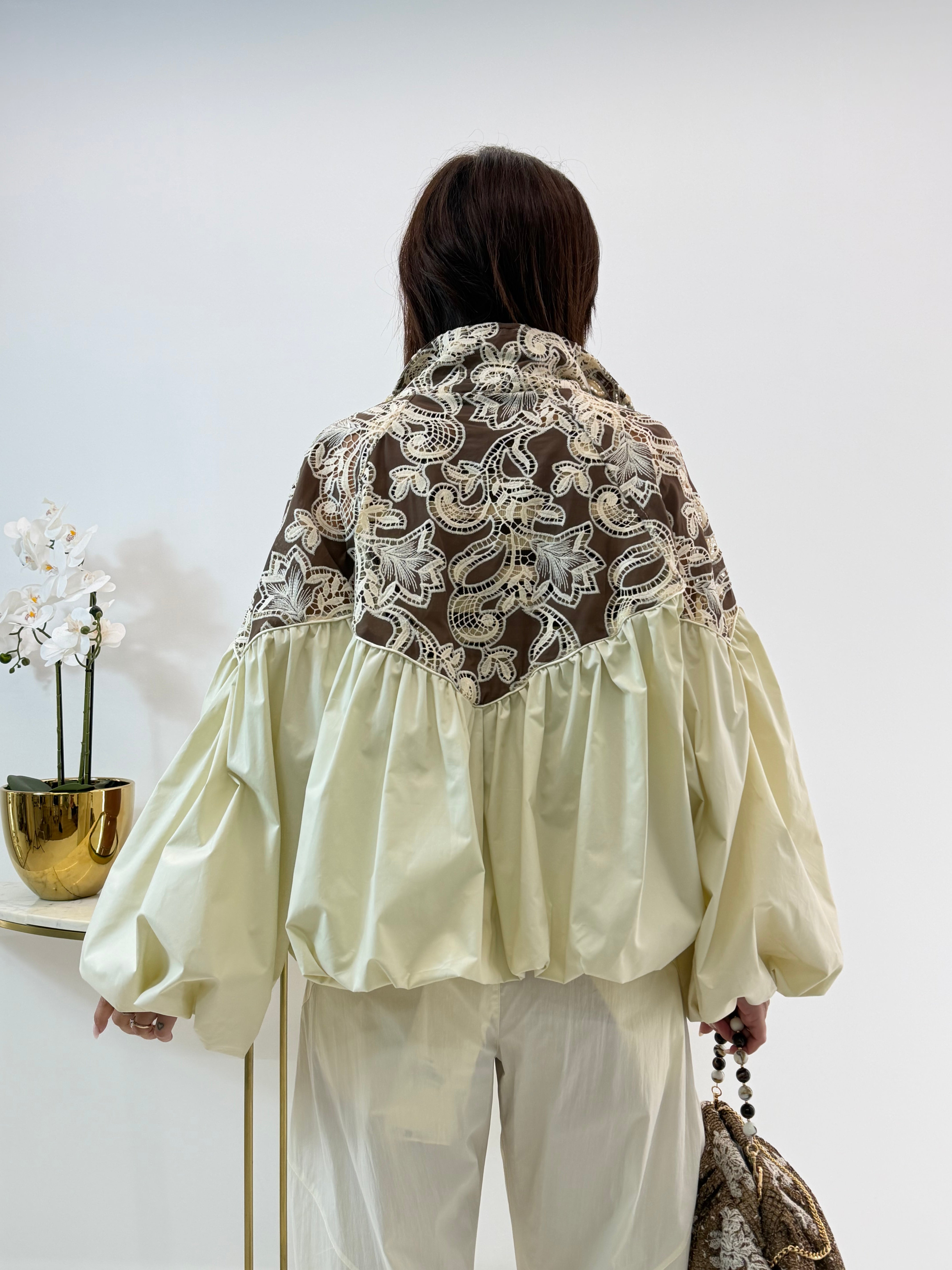 BOMBER FLORA