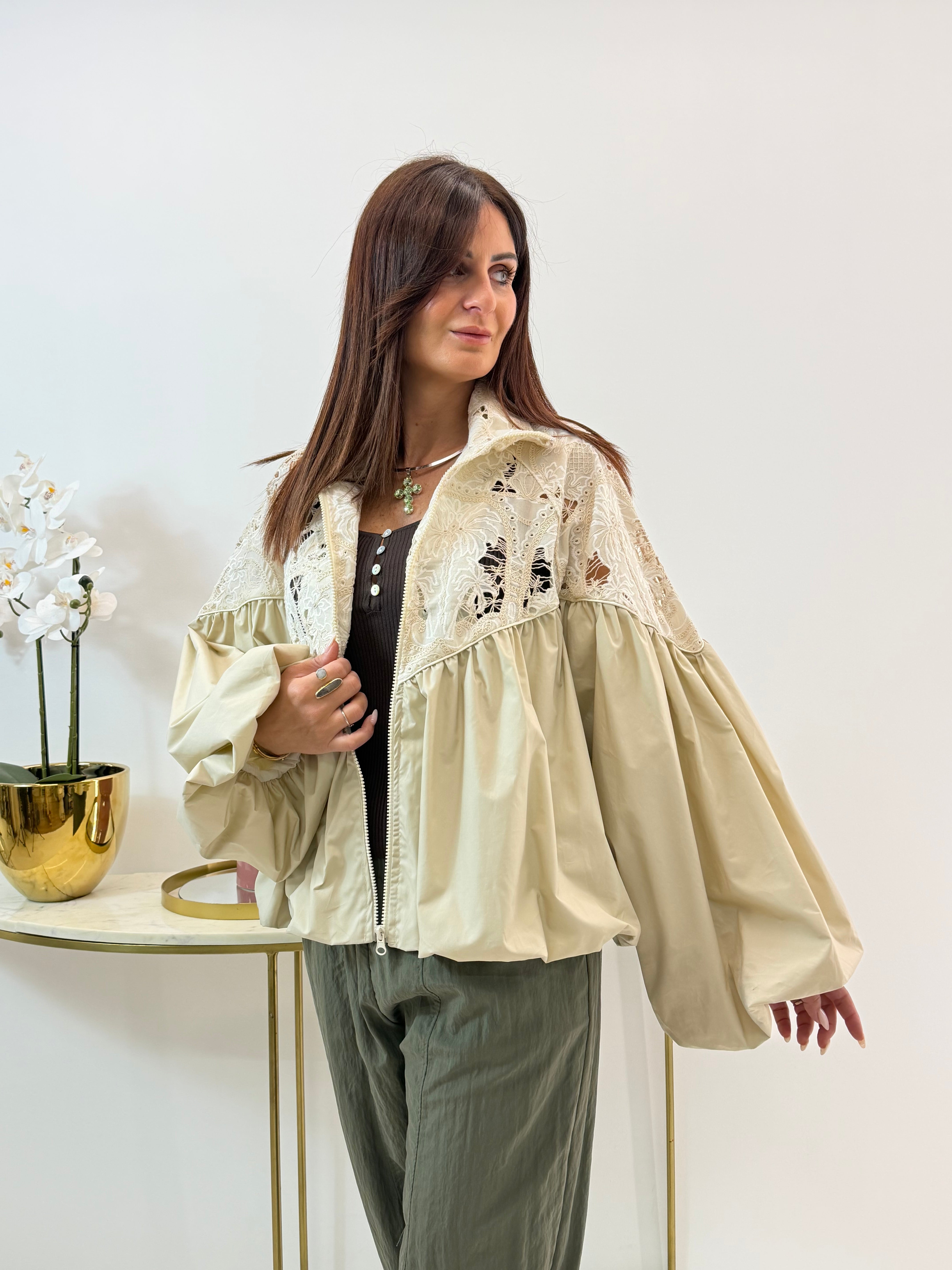 BOMBER FLORA