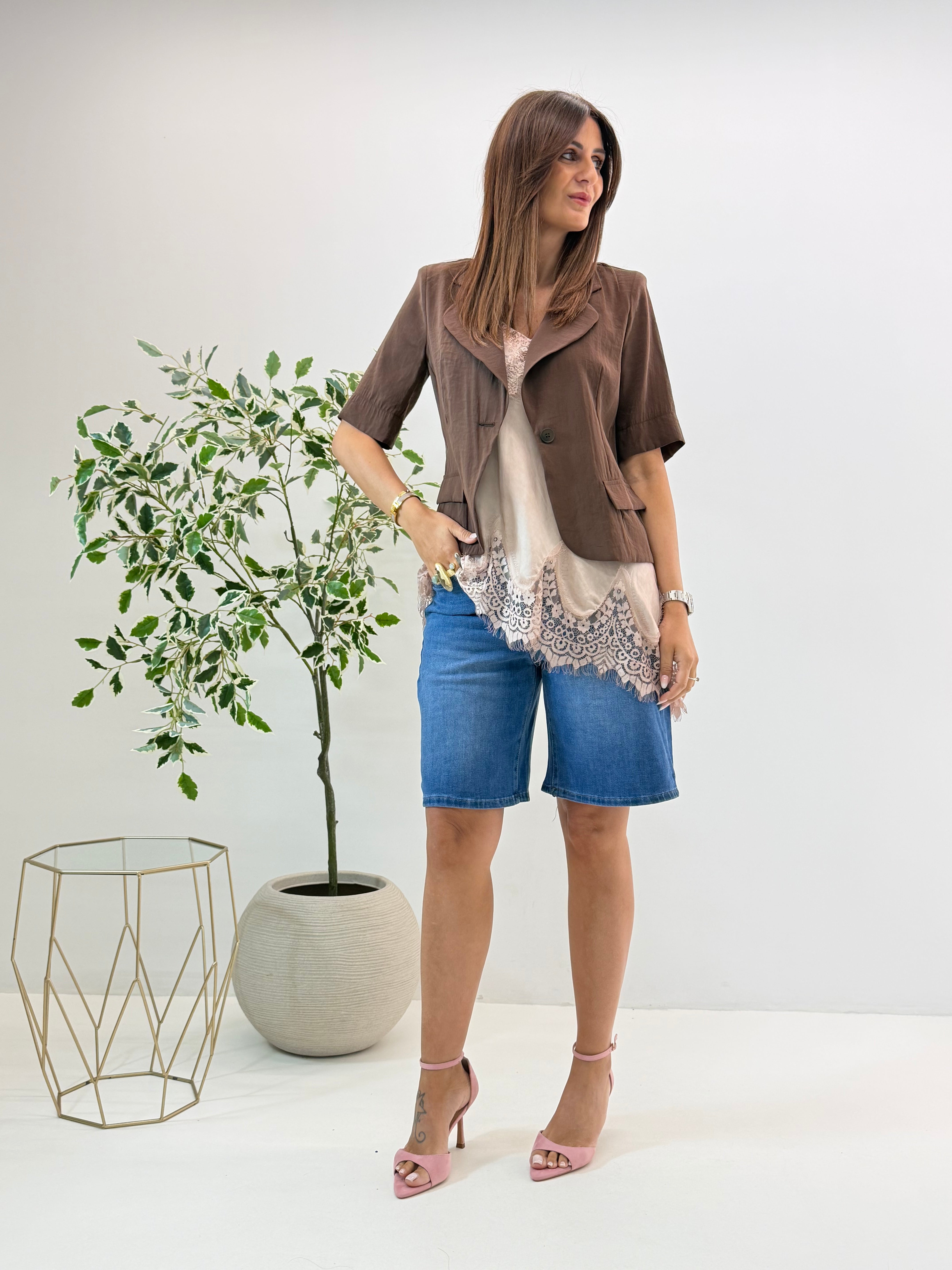BERMUDA AMIRA IN DENIM
