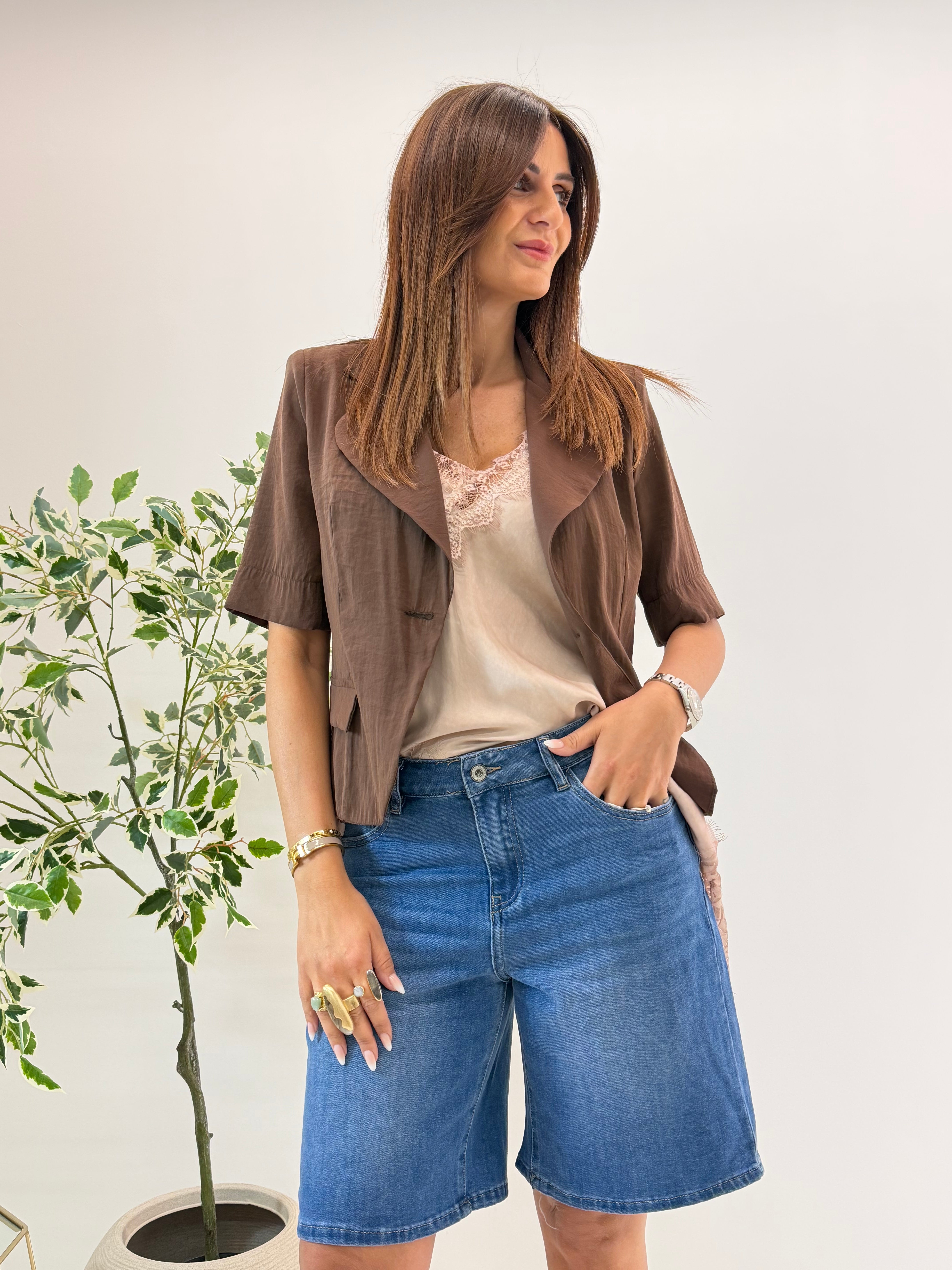 BERMUDA AMIRA IN DENIM