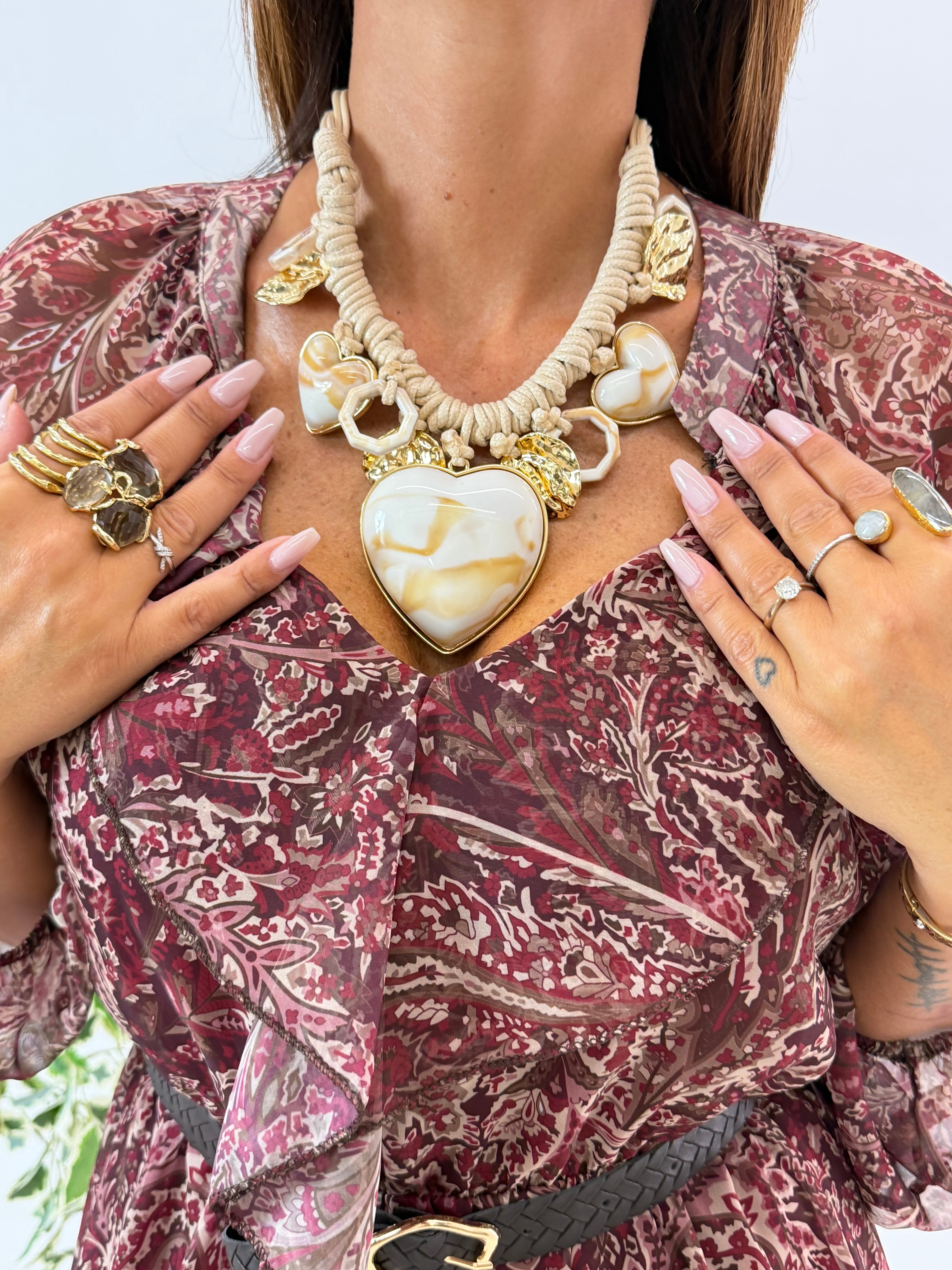 COLLANA JESY BEIGE CUORE