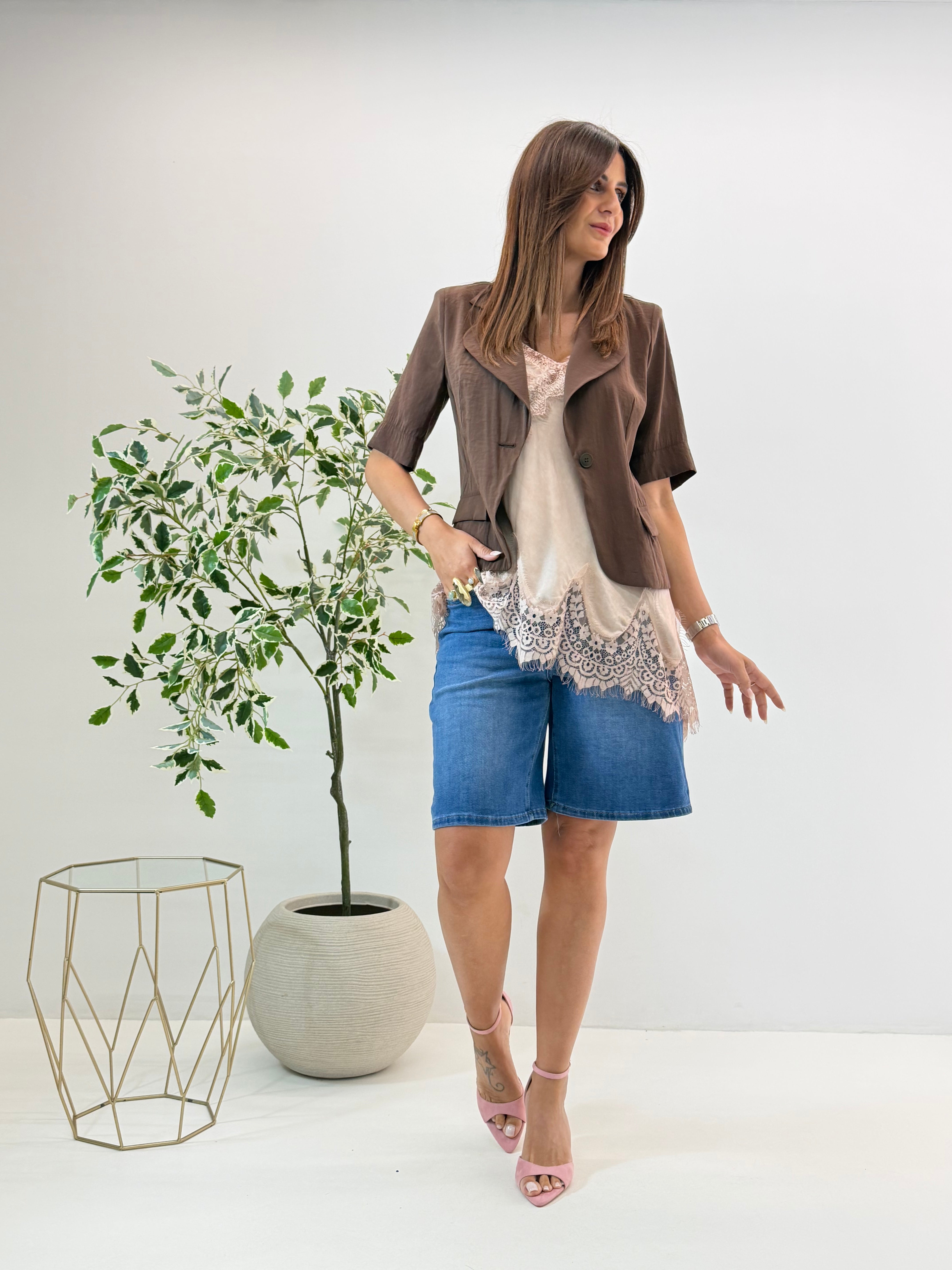 BERMUDA AMIRA IN DENIM